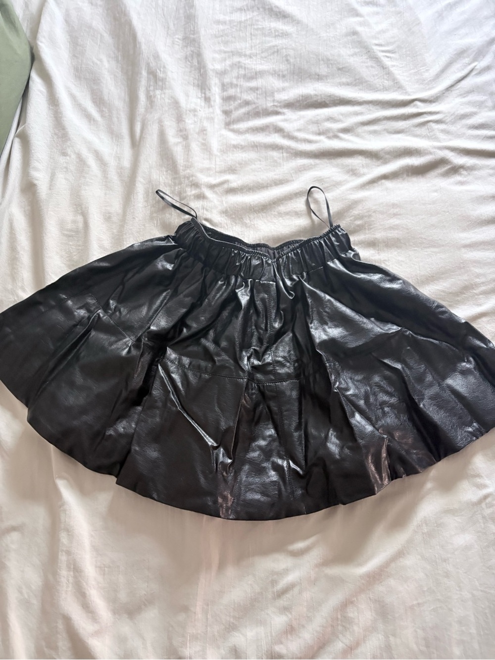 Commense Black Faux Leather Circle Skirt